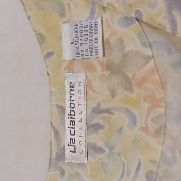 Liz Claiborne Ladies top 100% silk long sleeve flower pattern - Picture 2 of 7